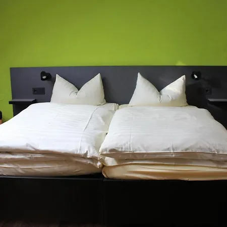 Landgasthof-porta イン シュリッツ