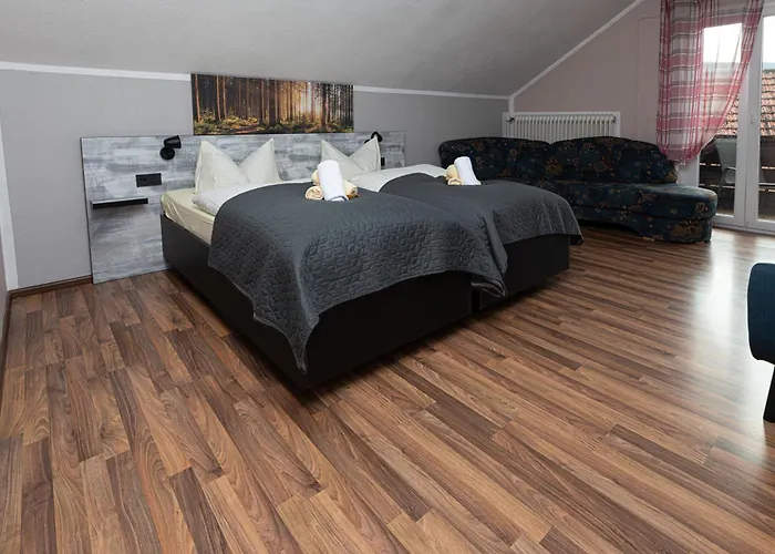 Landgasthof-porta * Schlitz